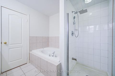 Photo 24 at 40 Tuscana Boulevard, Patterson, Vaughan