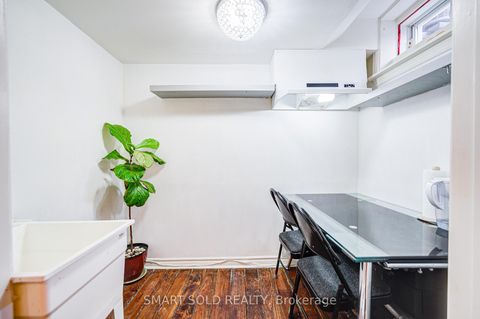 Photo 37 at 40 Tuscana Boulevard, Patterson, Vaughan