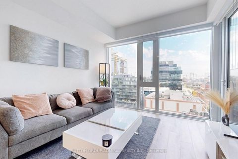 Photo 2 at 1412 - 158 Front Street E, Moss Park, Toronto Photo 2 at 1412 - 158 Front Street E, Moss Park, Toronto