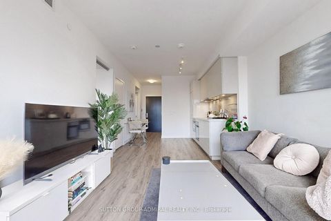 Photo 5 at 1412 - 158 Front Street E, Moss Park, Toronto
