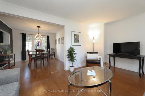 Photo 8 at 57 Merritt Road, Parkview, Toronto