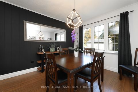 Photo 13 at 57 Merritt Road, Parkview, Toronto