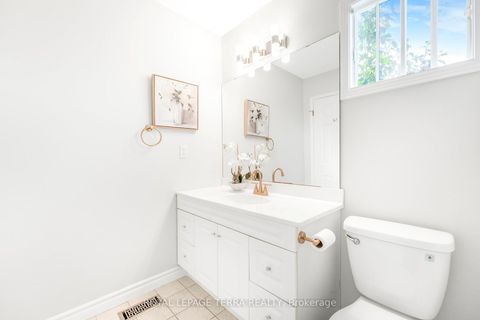 Photo 22 at 67 Livingstone Street W, Sunnidale, Barrie