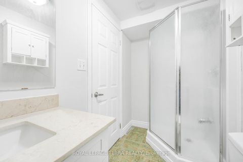 Photo 26 at 67 Livingstone Street W, Sunnidale, Barrie