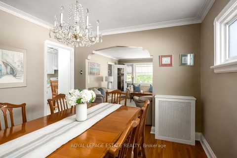 Photo 5 at 25 Ferncroft Drive, Cliffside, Toronto