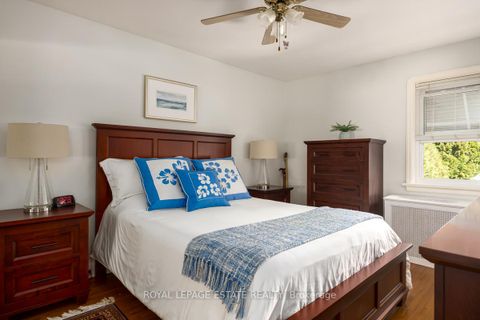 Photo 9 at 25 Ferncroft Drive, Cliffside, Toronto