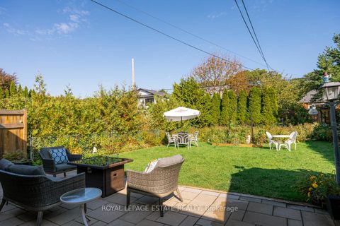 Photo 25 at 25 Ferncroft Drive, Cliffside, Toronto