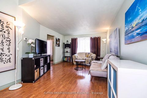 Photo 10 at 16 North Bonnington Avenue, Birchmount, Toronto
