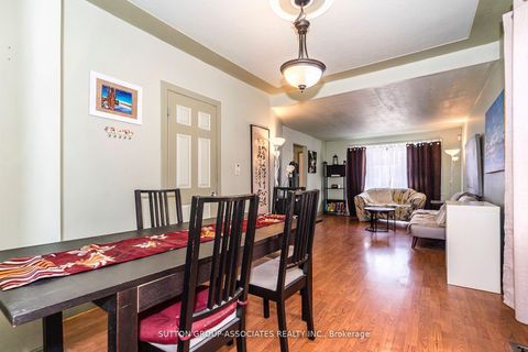 Photo 11 at 16 North Bonnington Avenue, Birchmount, Toronto