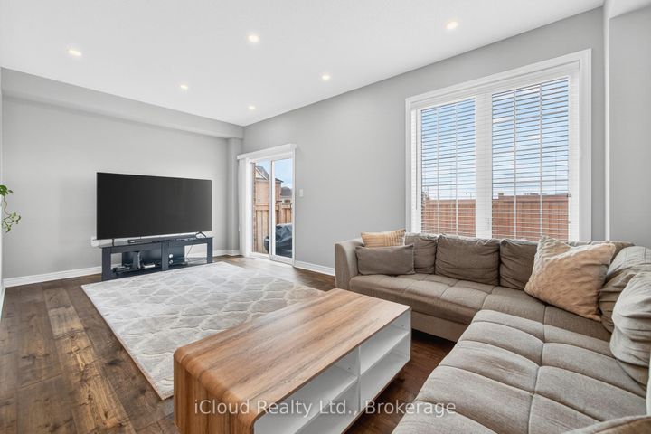 Photo 17 at 617 Mockridge Terrace, HA Harrison, Milton