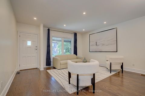 Photo 1 at 596 Palmerston Avenue, Annex, Toronto