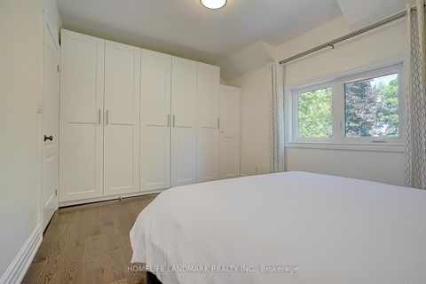 Photo 11 at 596 Palmerston Avenue, Annex, Toronto