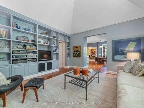 Photo 22 at 8 Glenallan Road, York Mills, Toronto