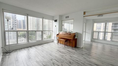 Photo 9 at 809 - 28 Hollywood Avenue, Willowdale East, Toronto Photo 9 at 809 - 28 Hollywood Avenue, Willowdale East, Toronto