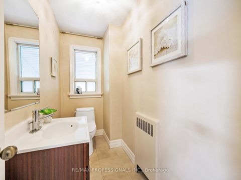 Photo 18 at 55 Craigmore Crescent, Willowdale East, Toronto