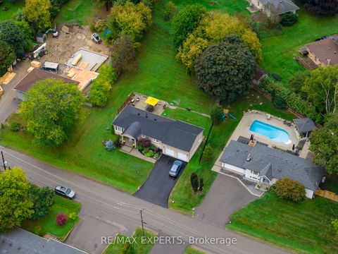 Photo 7 at 76 Bachley Crescent, Pottageville, King