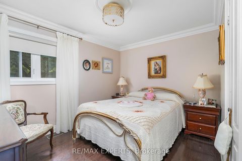 Photo 35 at 76 Bachley Crescent, Pottageville, King Photo 35 at 76 Bachley Crescent, Pottageville, King