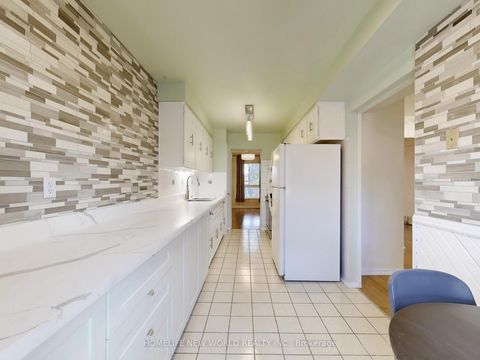 Photo 9 at 55 - 90 Crockamhill Drive, Agincourt North, Toronto