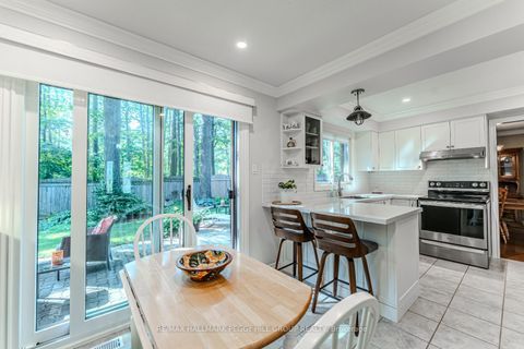 Photo 3 at 19 Oakridge Drive, Sunnidale, Barrie