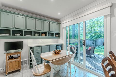 Photo 5 at 19 Oakridge Drive, Sunnidale, Barrie