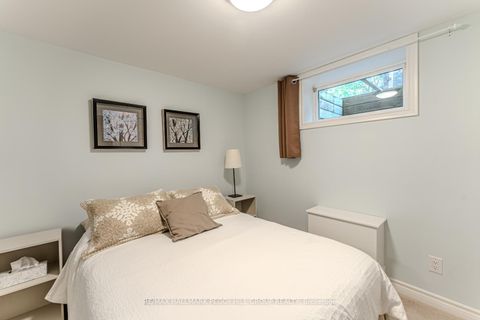 Photo 17 at 19 Oakridge Drive, Sunnidale, Barrie