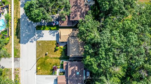 Photo 20 at 19 Oakridge Drive, Sunnidale, Barrie