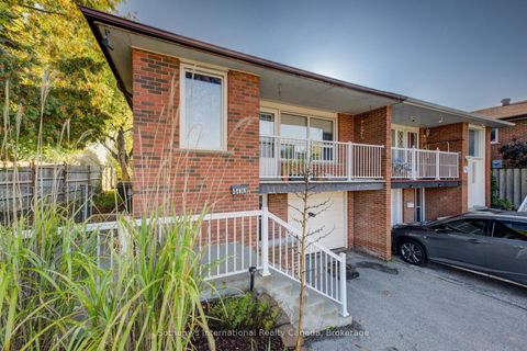Photo 1 at 400 Cherokee Boulevard, Pleasant View, Toronto