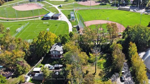 Photo 3 at 187 Mary Street, College Manor, Newmarket Photo 3 at 187 Mary Street, College Manor, Newmarket