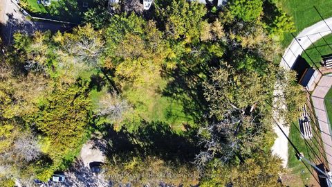 Photo 7 at 187 Mary Street, College Manor, Newmarket Photo 7 at 187 Mary Street, College Manor, Newmarket