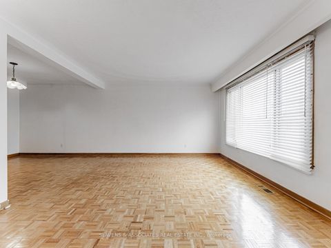 Photo 13 at 796 Davenport Road, Wychwood, Toronto Photo 13 at 796 Davenport Road, Wychwood, Toronto