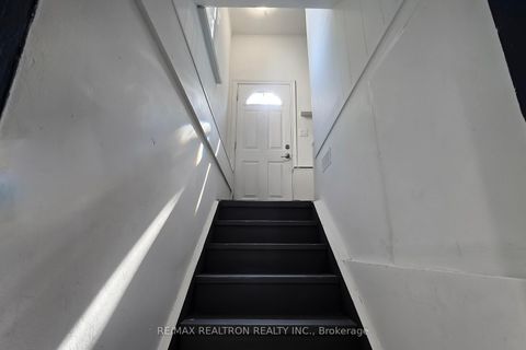 Photo 32 at 14376 Jane Street, King City, King