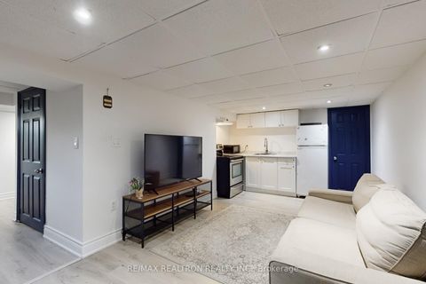 Photo 35 at 14376 Jane Street, King City, King