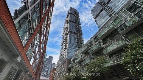Photo 2 at 311 - 30 Nelson Street, Waterfront Communities C1, Toronto