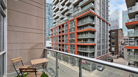 Photo 23 at 311 - 30 Nelson Street, Waterfront Communities C1, Toronto
