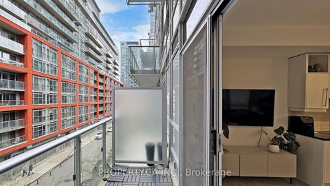 Photo 26 at 311 - 30 Nelson Street, Waterfront Communities C1, Toronto
