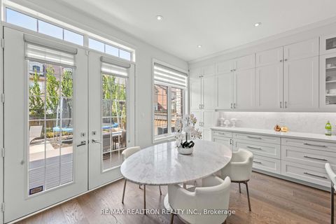 Photo 21 at 92 Chaiwood Court, Patterson, Vaughan