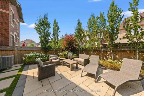 Photo 44 at 92 Chaiwood Court, Patterson, Vaughan