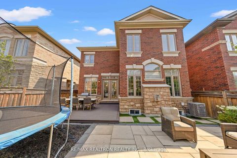 Photo 46 at 92 Chaiwood Court, Patterson, Vaughan
