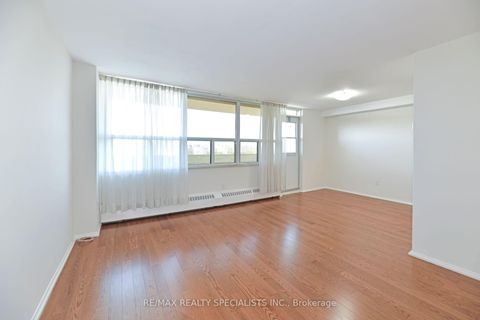 Photo 3 at 1601 - 270 Palmdale Drive, Sullivan, Toronto