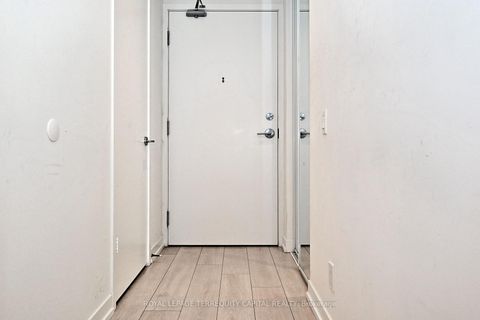 Photo 7 at 4808 - 5 Buttermill Avenue, Vaughan Corporate Centre, Vaughan