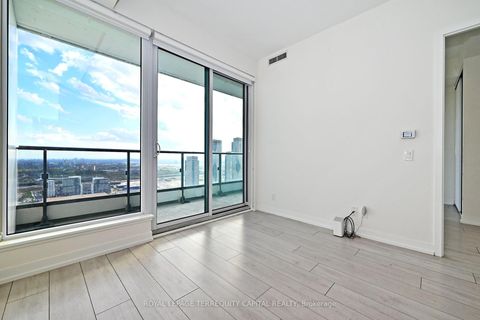 Photo 10 at 4808 - 5 Buttermill Avenue, Vaughan Corporate Centre, Vaughan