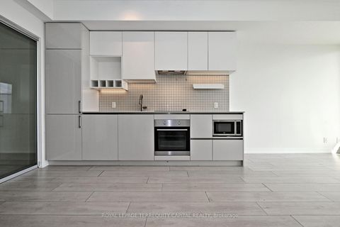 Photo 14 at 4808 - 5 Buttermill Avenue, Vaughan Corporate Centre, Vaughan