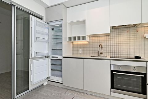 Photo 15 at 4808 - 5 Buttermill Avenue, Vaughan Corporate Centre, Vaughan