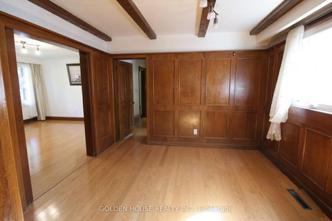 Photo 5 at 260 Moore Park Avenue, Newtonbrook West, Toronto