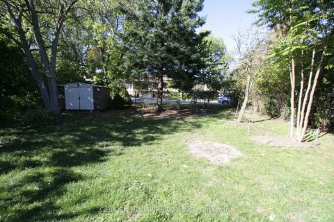 Photo 16 at 260 Moore Park Avenue, Newtonbrook West, Toronto Photo 16 at 260 Moore Park Avenue, Newtonbrook West, Toronto