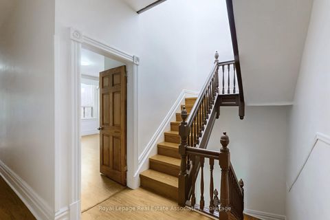 Photo 30 at 143 Seaton Street, Moss Park, Toronto