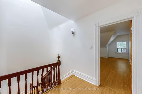 Photo 31 at 143 Seaton Street, Moss Park, Toronto