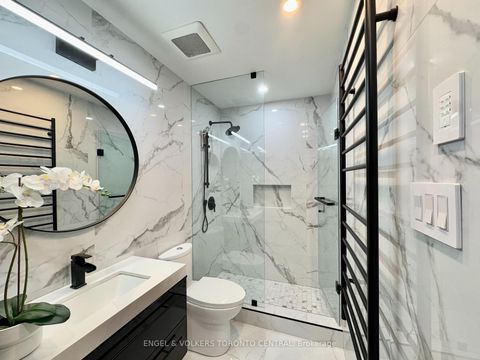 Photo 26 at 216 - 51 Halton Street, Bellwoods, Toronto