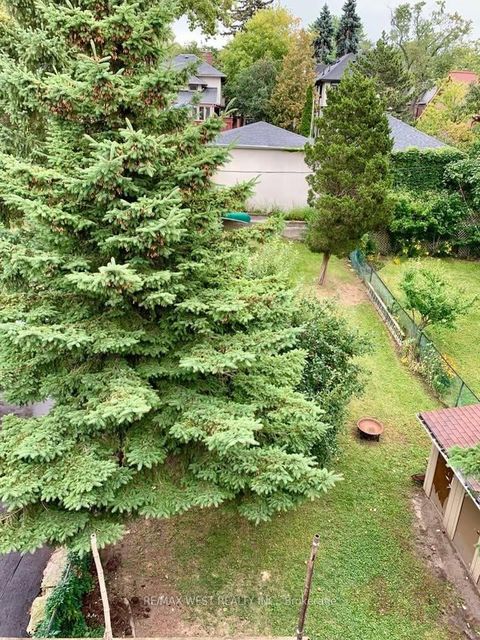 Photo 30 at 413 Parkside Drive, Swansea, Toronto
