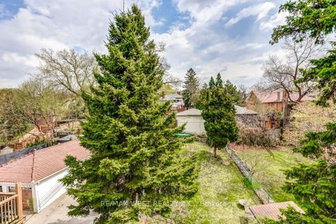 Photo 32 at 413 Parkside Drive, Swansea, Toronto